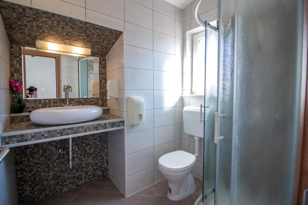 Petra Apartment Palit