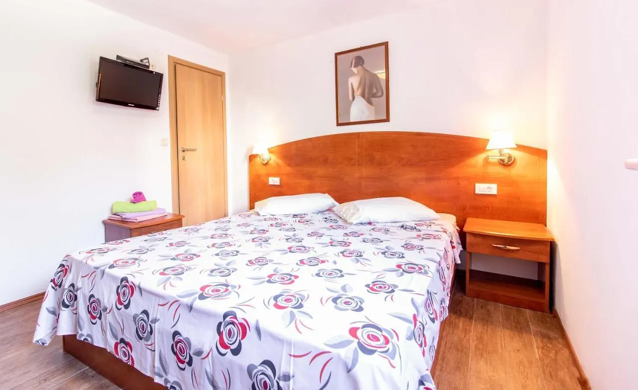 Petra Apartment Palit
