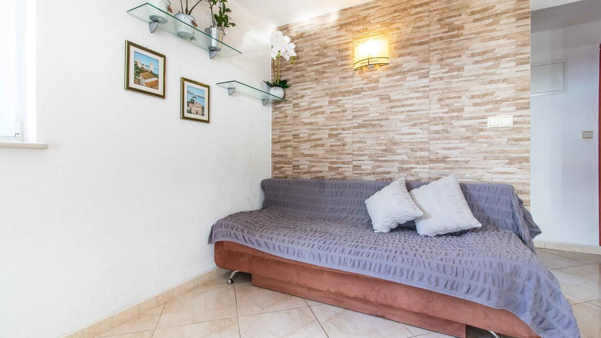 Petra Apartment Palit 0*,